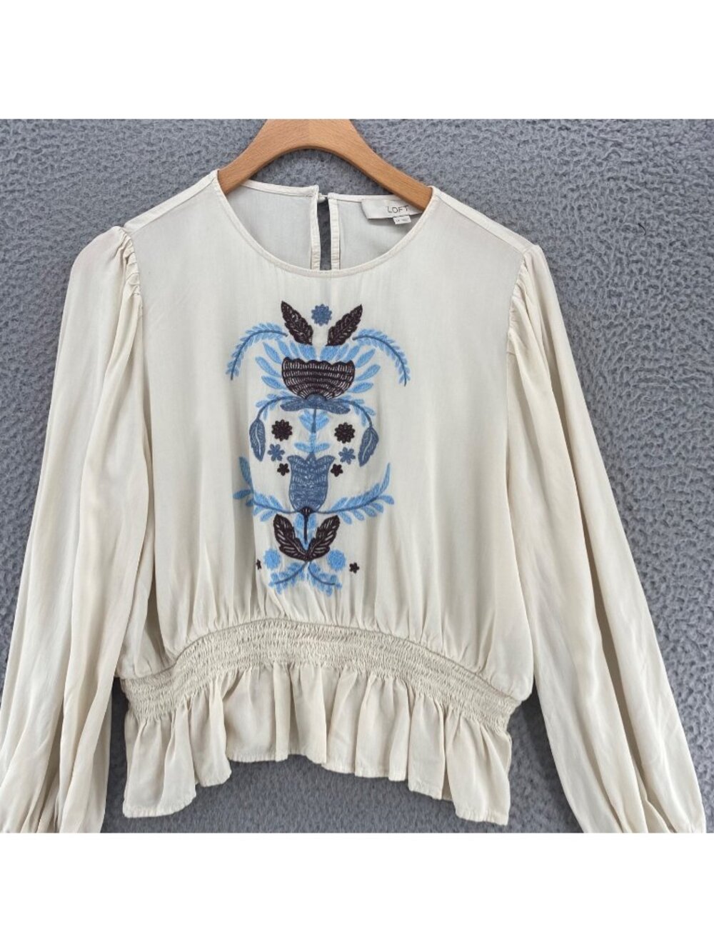 LOFT Top Womens Large Petite Ivory Embroidered Cropped Blouse Long Puff Sleeves